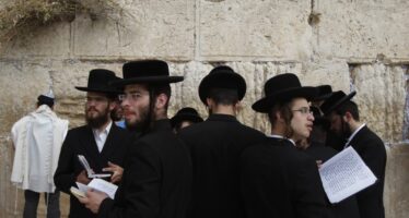 La Knesset impone la divisa agli ultraortodossi