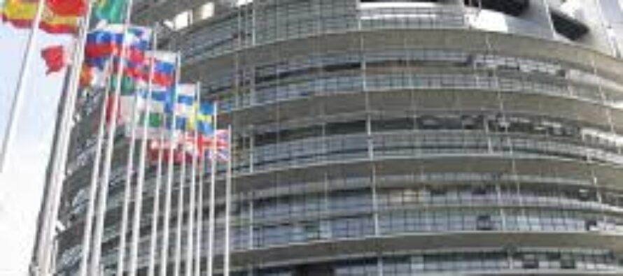 Euroscettici, estremisti e nazionalisti alla presa del parlamento di Strasburgo