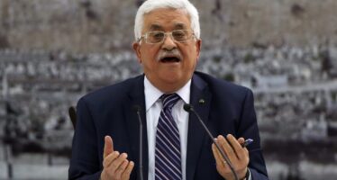 Abu Mazen: il governo con Hamas seguirà la mia linea