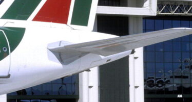 Il cda dell’Alitalia in preallarme si stringe con Etihad