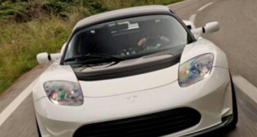 “L’auto elettrica appartiene a tutti” Tesla regala i brevetti