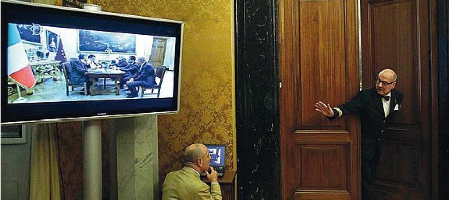 Legge elettorale, la mossa di Grillo: dialogo con Renzi, è legittimato dal voto