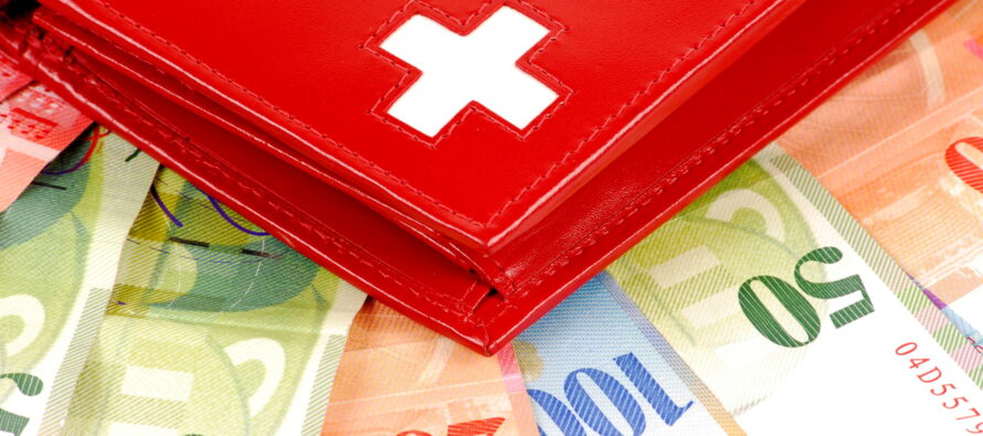 Conti ban­cari trasparenti: accordo tra Berna e l’Ue