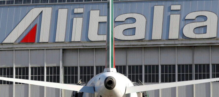Alitalia commissariata al bivio. Tra liquidazione o nuovo piano industriale