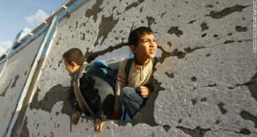 Il muro di Israele e i ragazzi con le fionde