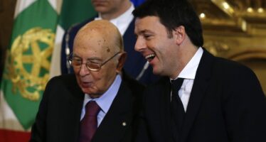 La donna, l’ex premier e un gruppo di outsider i tre dossier di Renzi per la corsa al Colle