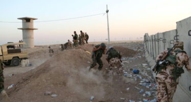 Iraq, Obama ordina i raid colpite postazioni jihadiste “Evitiamo un genocidio”