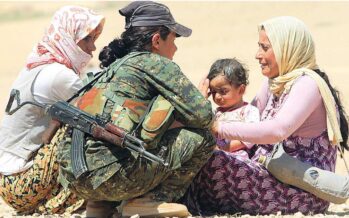 Con i peshmerga sulla linea del fronte «L’Isis ci attacca con le armi Usa»