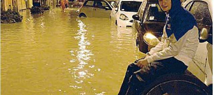 Morte e rabbia per l’alluvione Genova sotto fiumi di fango