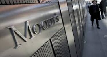 Primo sì di Moody’s sui conti «Bene gli sforzi sulle riforme»