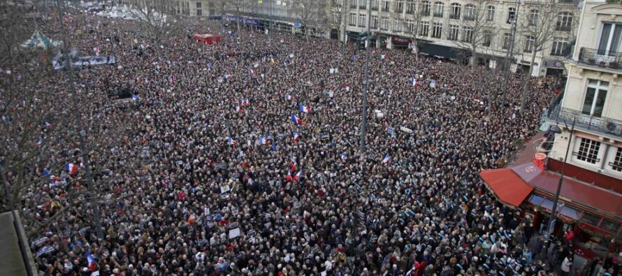 Due milioni in piazza nella grande marcia contro la paura “Parigi capitale del mondo”