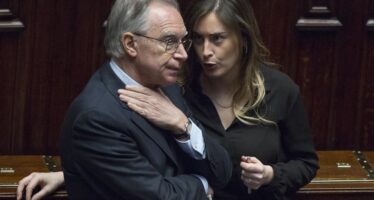 Via libera al nuovo Senato Bersani: “È l’ultimo sì se non cambia l’Italicum” Fi vota no, ma è rivolta
