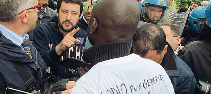 Gli immigrati bloccano Salvini