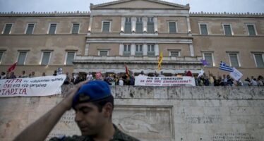 La sfida di Atene all’affondo monetario