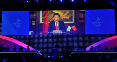 «Il nodo è politico: o Xi Jinping accelera sulle riforme o il Partito sarà dei conservatori»
