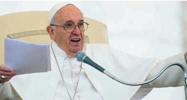 Il Papa smentisce la malattia
