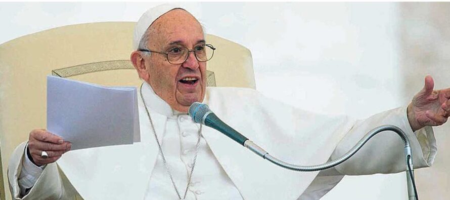 Papa agli industriali “Sono troppi i giovani precari”