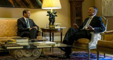Il presidente portoghese ha deciso, governo a Pas­sos Coelho