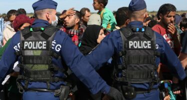 La Grecia spinge i rifugiati in Albania