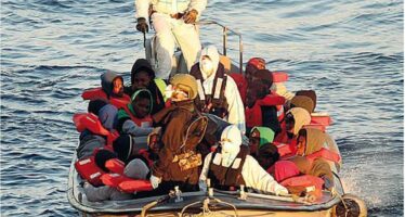 La Svezia prepara 80 mila rimpatri Naufragio nell’Egeo: 10 bambini morti