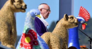 Il Papa chiede perdono agli indios