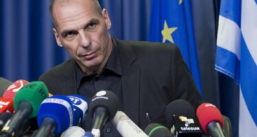 Varoufakis: «Evitare risposte inappropriate che creano terrorismo»