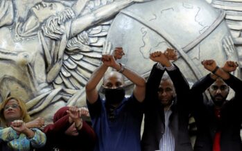 La farsa della giustizia egiziana: in 152 condannati in 10 minuti