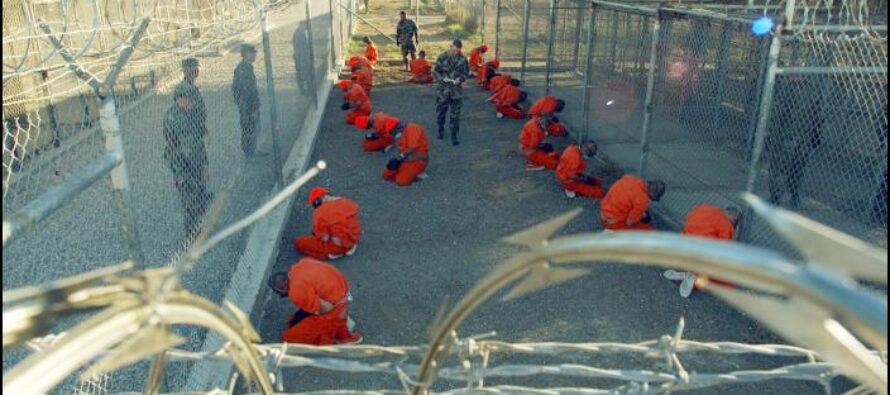 Guantanamo, Obama trasferisce quindici detenuti negli Emirati