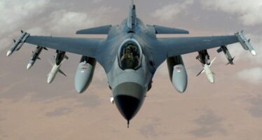 Attacco aereo della Coalizione fa strage di civili a Qa’im