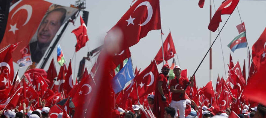 Turchia: «Risultato falsato, al referendum ha vinto il no»