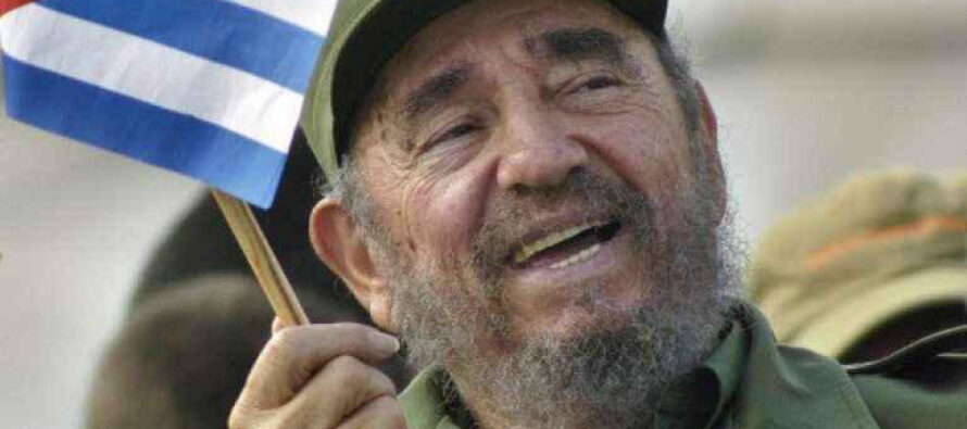 Funerali del popolo per Fidel, il Líder Máximo. Poi le ceneri attraverseranno Cuba