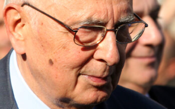 Giorgio Napolitano torna sul Colle con una mortificante eredità