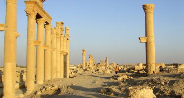 L’Isis riprende Palmira. Inutili i raid dei russi