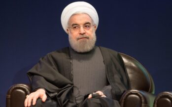 Venti uccisi nelle proteste in Iran. Riformisti con Rohani e contro Usa e Trump