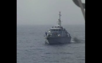 «Attaccati dai libici, hanno sparato contro la nostra nave»
