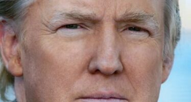 Trump studia i piani “Poche possibilità per evitare un conflitto militare”