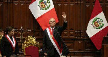 Perù, Kuczynski ricambia il favore e grazia Fujimori