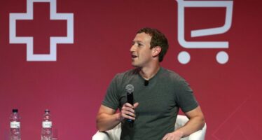 Zuckerberg ammette dopo 5 giorni di silenzio: «Facebook ha sbagliato»