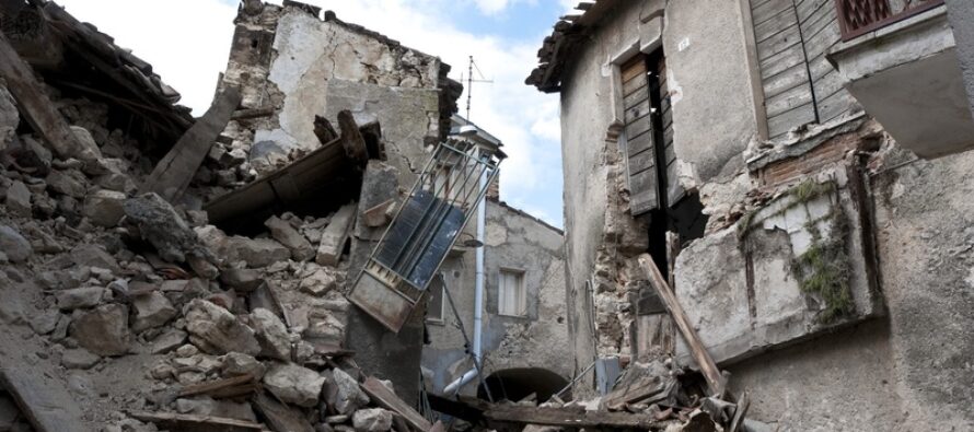 L’Aquila in corte, «Reduci dal terremoto, vittime dello Stato»