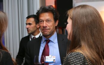Pakistan, l’ex premier Imran Khan libero su cauzione