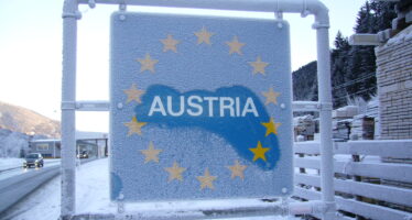 Fortezza Europa. L’Austria minaccia: «Proteggeremo le frontiere meridionali»