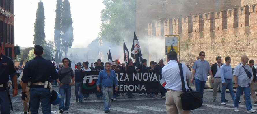 I nuovi fascisti. L’Italia che sale sul ring al grido “A noi!”