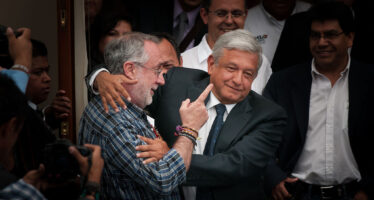 En nuevo Presidente de México toma posesión de su cargo con mensajes y compromisos claros