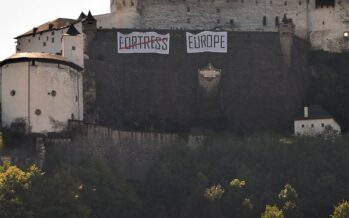 Contro l’Europa dei muri, cortei, arte e un summit a Salisburgo