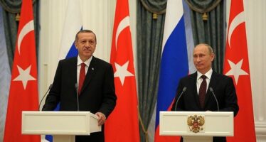 Accordo sulla pelle dei curdi, Putin regala a Erdogan 100 km di Siria