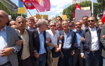 Tunisia. Sciopero di massa contro il tagli ordinati dal Fondo Monetario