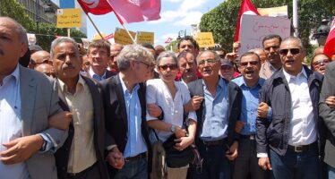 Tunisia. Sciopero di massa contro il tagli ordinati dal Fondo Monetario