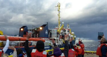 Baletto Di Maio-Salvini sui migranti bloccati in mare