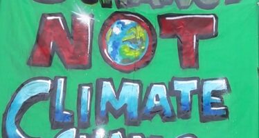 Giustizia climatica, i movimenti tornano in piazza in tutto il mondo