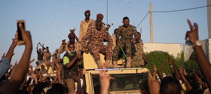 Sudan. Oltre cento manifestanti massacrati da unità paramilitari